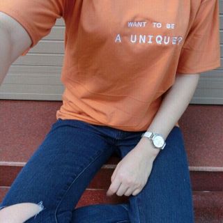 Áo thun xẻ tà