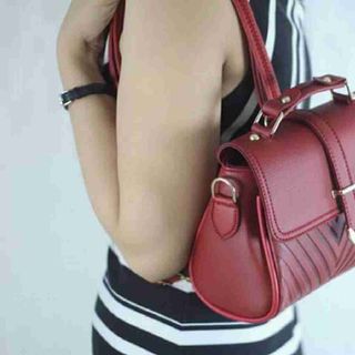 Balo có thể đeo được cặp xách và balo
