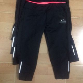 Quần tập nike lửng