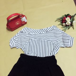 Sơ mi sọc lệch vai