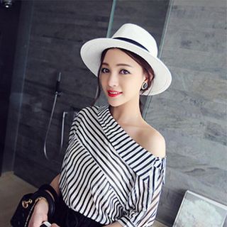 Sơ mi sọc lệch vai