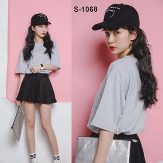 Áo thun cặp form rộng tay lỡ trơn đen