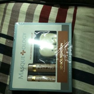 Kem nền masque ology