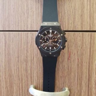 Hublot nam day dilicon đeo