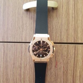 Hublot nam day dilicon đeo