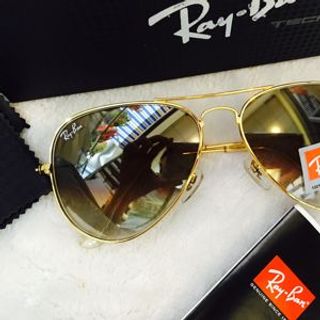 Rayban đổi mầu
