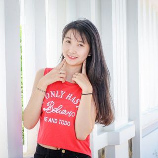 Áo croptop xẻ lưng 29k