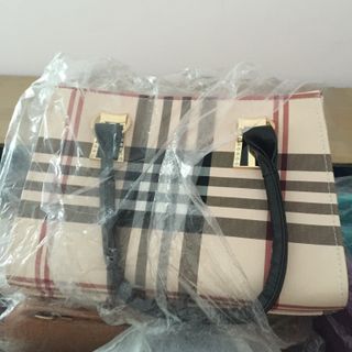 Giỏ xách sỉ giá ưu đãi