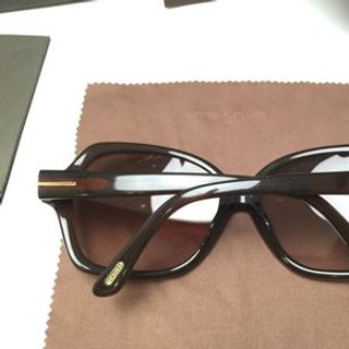 Kinh tomford nu super chong uv cuc tot full box