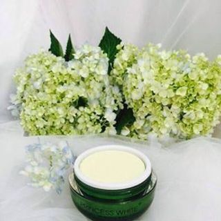 Kem dưỡng da toàn thân body trà xanh