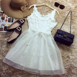 Đầm công chúa voon kíên phối ren