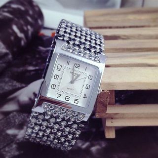 Đồng hồ nữ full hạt