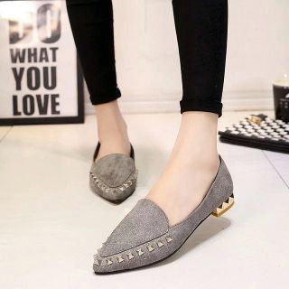 Giày bệt nữ đính đá sang trọng
