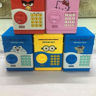 Két sắt atm mini hình hellokitty angrybird doraemon minion hưu cao cổ