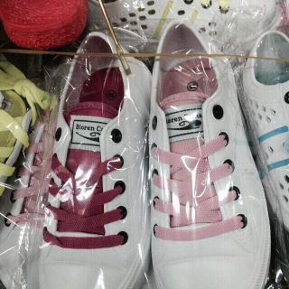 Giày đi mưa kiểu dáng sport