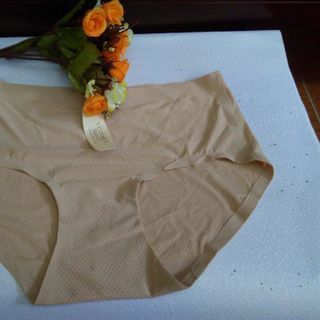 Quần lót thông hơi victoria