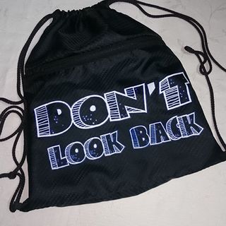 Túi rút caro đen cá tính