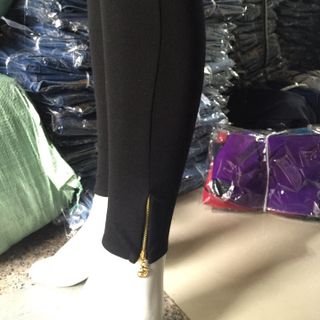 Legging dây kéo chân