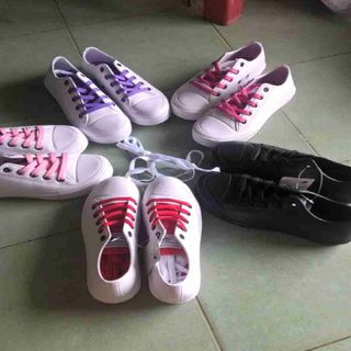 Giầy bata đi mưa