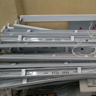 Máng đèn 12m và chấn lưu điện tử