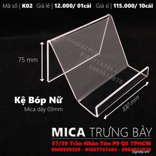 Kệ mica trưng bày bóp nữ