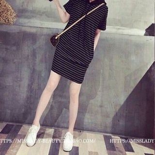 Đầm sọc đen có nón - s165
