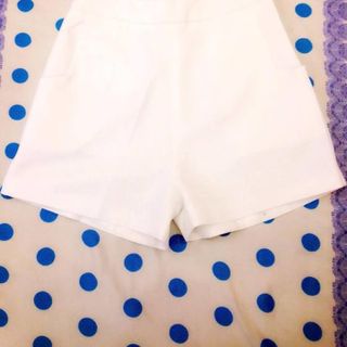 Quần short kaki