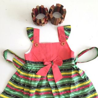 Đầm cổ vuông sọc tùng