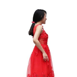 Váy thuê ren đỏ