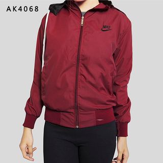 Áo khoác nữ có nón nike