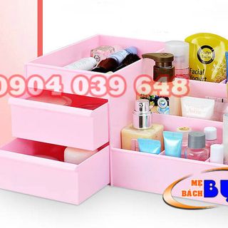 Kệ đựng mỹ phẩm bằng nhựa màu hồng phấn