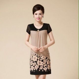 Đầm suông tay con