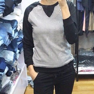 Bộ nỉ da cá nữ uniqlo 2016