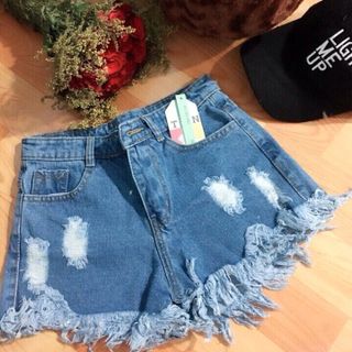 Quần short jean
