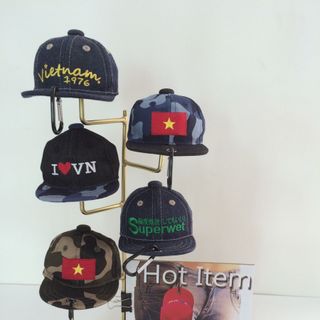 Quà lưu niệm- nón nhỏ có móc khóa