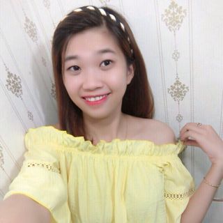 Áo bẹt vai phối ren