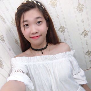 Áo bẹt vai phối ren
