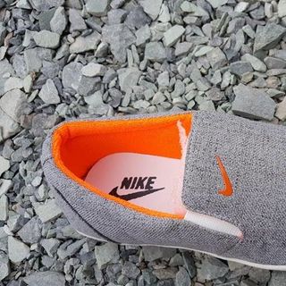 Giầy vải bố nike