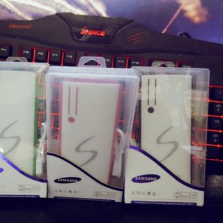 Sạc dự phòng samsung 32000 mah vỏ caro chống trầy giá sỉ