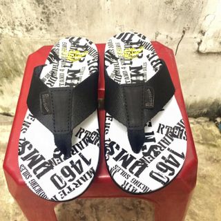 Dép kẹp drmartens 2016