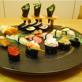 Tìm nhà / lá kim/ cuộn shushi/ hàn quốc