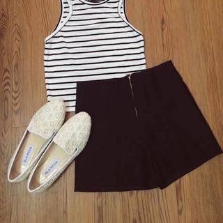 Quần short kaki sỉ 30k đen và đỏ