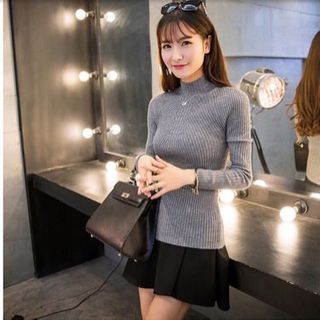 Áo len gân cổ cao
