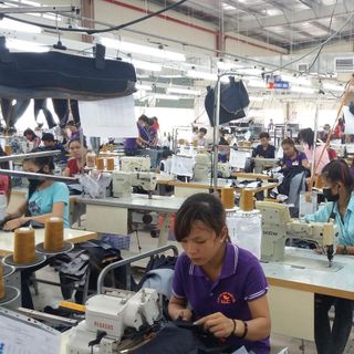 Xưởng may jeans thiên nam chuyên sỉ quần jeans nữ bỏ