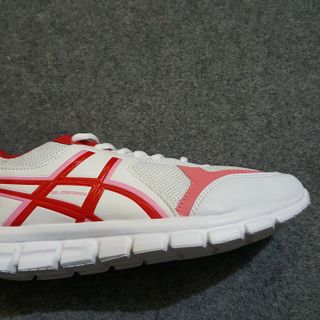 Giày adidas trắng ̣c đỏ hồng