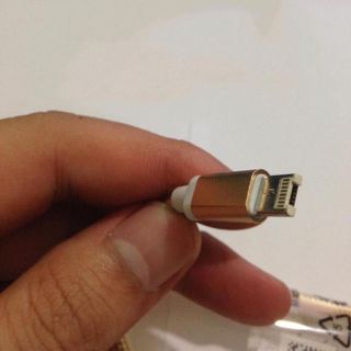 Cáp đa năng chân iphone và micro dây dù chống rối chống đứt