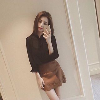 Áo chiffon cổ trụ
