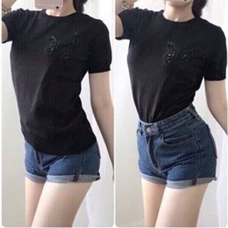 Áo len bướm đính cươm
