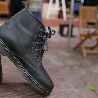 Giầy drmartens cao cổ