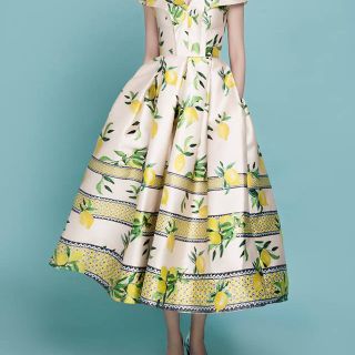 - đầm xòe vintage cổ yếm in hoa hồng x3349
